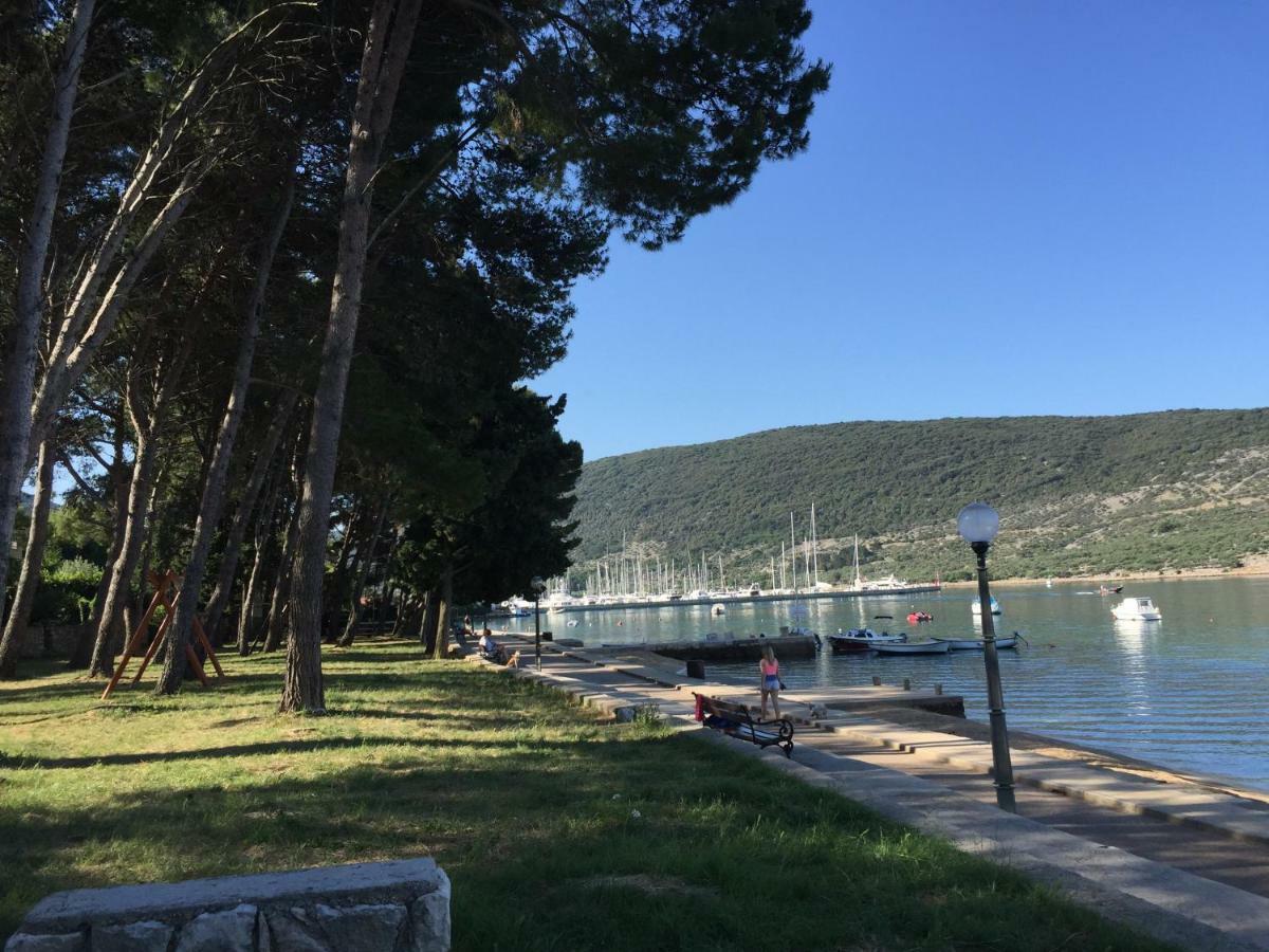 Apartman Nekic Cres Dış mekan fotoğraf
